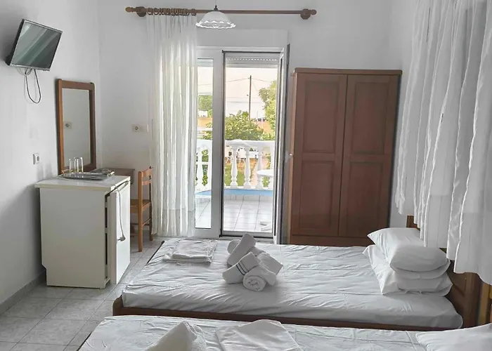 Plexidas Rooms *